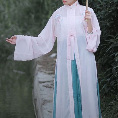 Traditional Chinese Ming Dynasty Young Mistress Hanfu Dress Ancient Nobility Lady Embroidered Historical Costume for Women