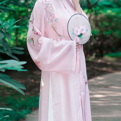 Traditional Chinese Ming Dynasty Young Lady Hanfu Dress Ancient Palace Embroidered Historical Costume for Women