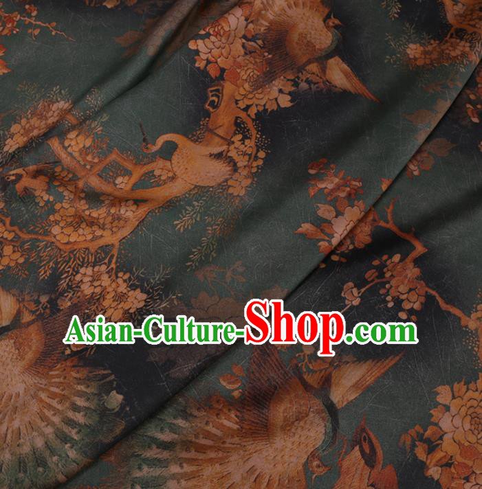 Traditional Chinese Green Gambiered Guangdong Gauze Classical Peacock Pattern Design Silk Fabric Traditional Chinese Green Gambiered Guangdong Gauze Classical Peacock Pattern Design Silk Fabric