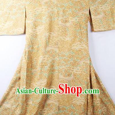 Asian Japanese Classical Sakura Pattern Yellow Yukata Traditional Japan Kimono Costume for Men
