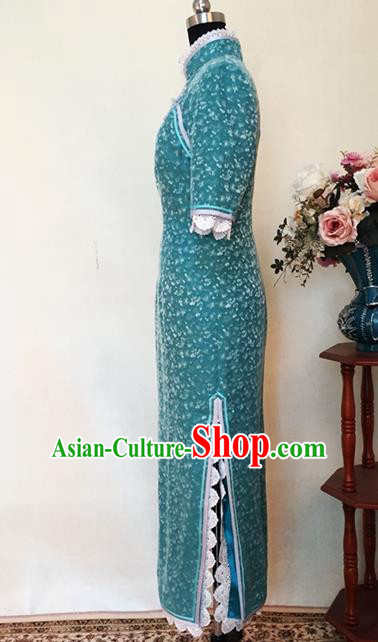 Chinese Traditional Customized Green Cheongsam National Costume Classical Qipao Dress for Women Chinese Traditional Customized Green Cheongsam National Costume Classical Qipao Dress for Women