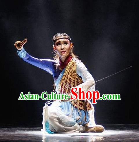 Beautiful Chinese Dance Yue Nv Ling Feng Swords Dance Costume Traditional Classical Dance Dress for Women