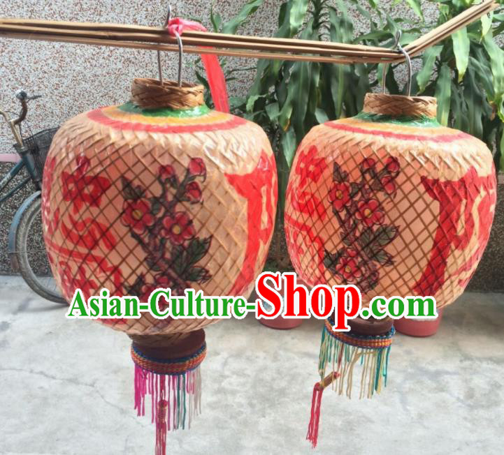 Chinese Traditional Bamboo Weaving Craft Lantern Handmade Dragon Pattern Palace Lanterns Chinese Traditional Bamboo Weaving Craft Lantern Handmade Dragon Pattern Palace Lanterns