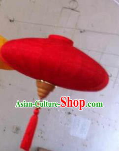 Chinese Traditional Red Saucer Shaped Hanging Lantern Wedding Handmade Palace Lanterns Chinese Traditional Red Saucer Shaped Hanging Lantern Wedding Handmade Palace Lanterns