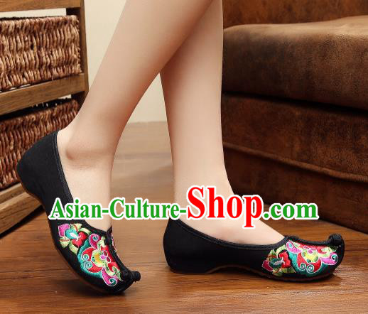 Asian Chinese National Black Embroidered Shoes Dance Cloth Shoes Traditional Hanfu Shoes for Women Asian Chinese National Black Embroidered Shoes Dance Cloth Shoes Traditional Hanfu Shoes for Women