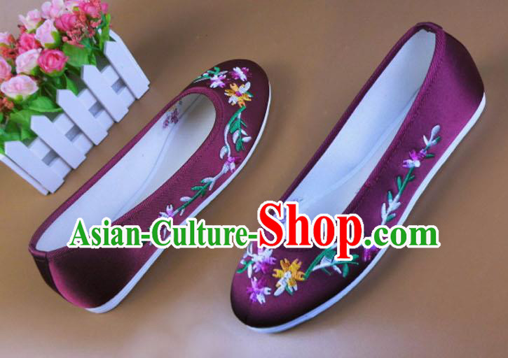 Asian Chinese National Embroidered Daisy Wine Red Shoes Ancient Princess Satin Shoes Traditional Hanfu Shoes for Women Asian Chinese National Embroidered Daisy Wine Red Shoes Ancient Princess Satin Shoes Traditional Hanfu Shoes for Women