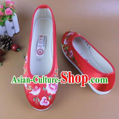 Asian Chinese National Embroidered Peach Blossom Red Shoes Ancient Princess Satin Shoes Traditional Hanfu Shoes for Women