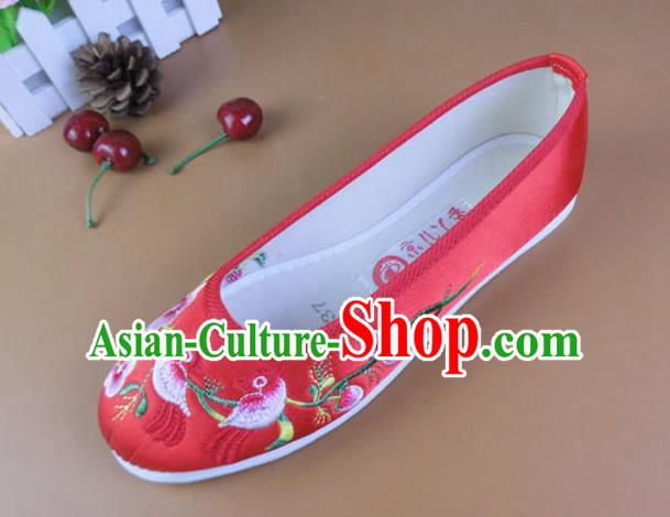 Asian Chinese National Embroidered Peach Blossom Red Shoes Ancient Princess Satin Shoes Traditional Hanfu Shoes for Women Asian Chinese National Embroidered Peach Blossom Red Shoes Ancient Princess Satin Shoes Traditional Hanfu Shoes for Women