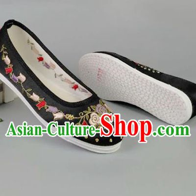 Asian Chinese Traditional Black Satin Shoes Ancient Princess Embroidered Shoes Hanfu Shoes for Women