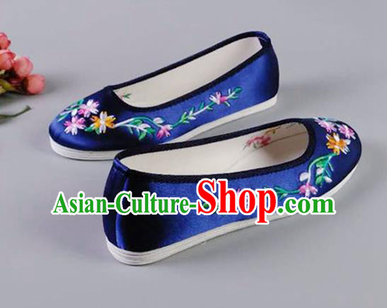 Asian Chinese National Royalblue Satin Shoes Ancient Princess Embroidered Shoes Traditional Hanfu Shoes for Women Asian Chinese National Royalblue Satin Shoes Ancient Princess Embroidered Shoes Traditional Hanfu Shoes for Women
