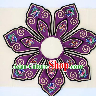 Chinese Ancient Qing Dynasty Princess Embroidery Flowers Purple Shoulder Cappa Traditional Embroidered Craft for Women