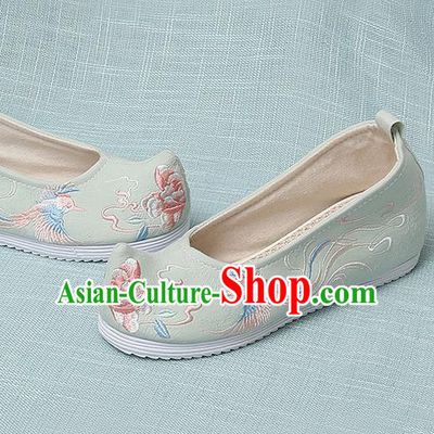 Chinese Handmade Embroidered Bird Peony Light Green Bow Shoes Traditional Ming Dynasty Hanfu Shoes Princess Shoes for Women