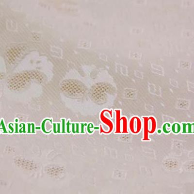 Chinese Traditional Pattern Design Beige Silk Fabric Asian China Hanfu Gambiered Guangdong Mulberry Silk Material