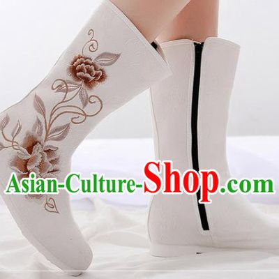Asian Chinese Embroidered Peony White Boots Traditional Opera Boots Hanfu Shoes for Women