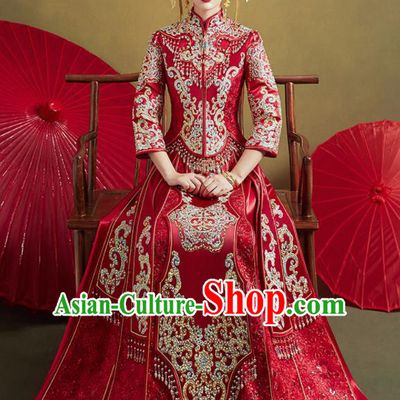 Chinese Traditional Wedding Xiu He Suit Embroidered Drilling Red Jacket and Dress Ancient Bride Costumes for Women