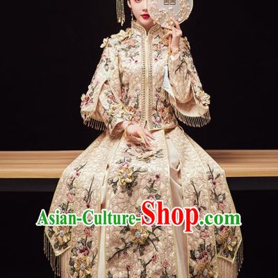 Chinese Traditional Wedding Embroidered Flowers Beige Blouse and Dress Xiu He Suit Red Bottom Drawer Ancient Bride Costumes for Women