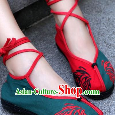 Chinese Handmade Embroidered Butterfly Green Cloth Shoes Traditional Hanfu Shoes National Shoes for Women
