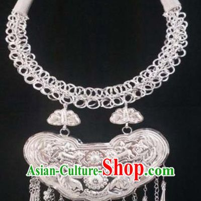 Chinese Handmade Traditional Miao Nationality Luxury Sliver Necklace Ethnic Wedding Bride Accessories for Women