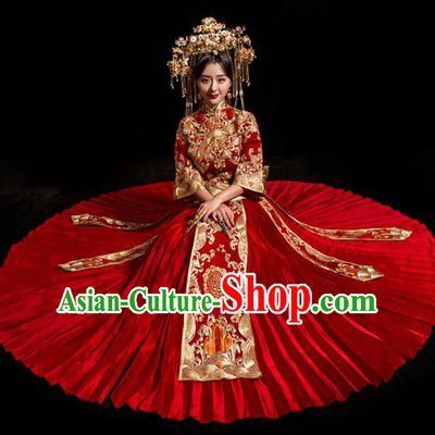 Chinese Traditional Wedding Toast Costumes Embroidered Red Xiuhe Suit Ancient Bride Full Dress for Women