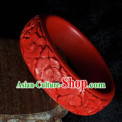 Traditional Chinese Handmade Wood Bracelet Lacquerware Carving Flowers Bangle Craft