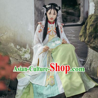 Chinese Traditional Ancient Ming Dynasty Noble Lady Garment Hanfu Costumes Embroidered Cloud Shoulder Blouse and Skirt Full Set