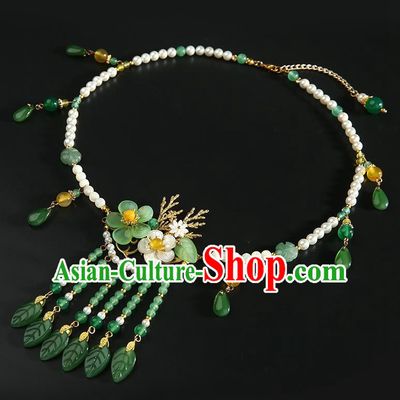 Chinese Handmade Green Beads Tassel Necklet Classical Jewelry Accessories Ancient Hanfu Plum Blossom Necklace for Women