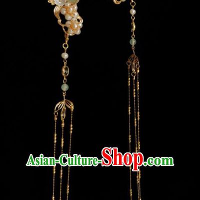 Chinese Ancient Empress Green Chalcedony Pearls Hairpins Hair Accessories Handmade Ming Dynasty Hanfu Golden Tassel Hair Stick