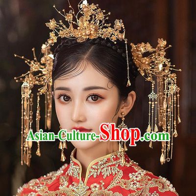 Chinese Handmade Golden Hair Crown Classical Wedding Hair Accessories Ancient Bride Hairpins Tassel Step Shake Complete Set
