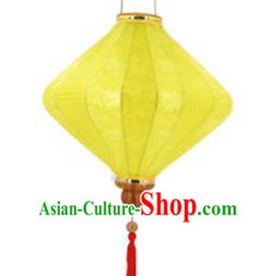 Chinese Traditional Yellow Silk Palace Lanterns Handmade Hanging Lantern New Year Classical Diamond Lamp