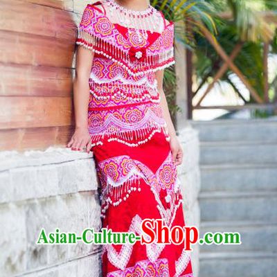 China Yunnan Nationality Women Long Dress and Headdress Miao Ethnic Apparels Minority Stage Performance Red Costumes