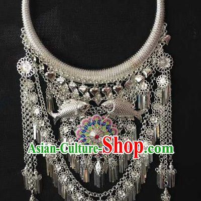 Chinese Handmade Nationality Longevity Lock Yunnan Miao Ethnic Accessories Bride Jewelry Silver Fish Necklace