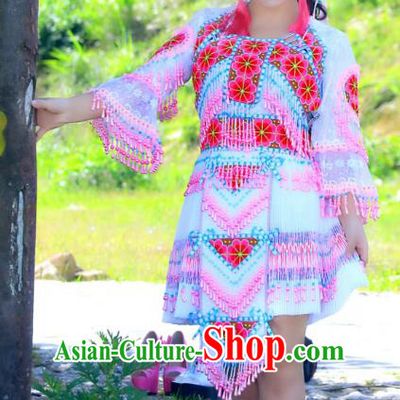 China Ethnic Female Apparels Yunnan Minority Folk Dance Blouse and Skirt with Hat Yao Nationality Travel Photography Clothing
