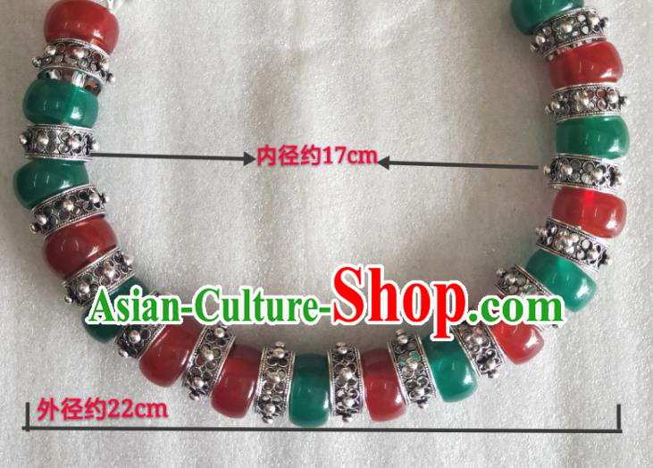 China Dong Ethnic Folk Dance Jewelry Accessories Hmong Minority Female Retro Necklace China Dong Ethnic Folk Dance Jewelry Accessories Hmong Minority Female Retro Necklace