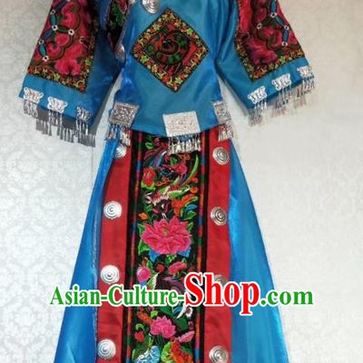 China Miao Nationality Embroidered Blue Blouse and Skirt Outfits Hmong Clothing Traditional Ethnic Women Apparels Minority Folk Dance Costumes