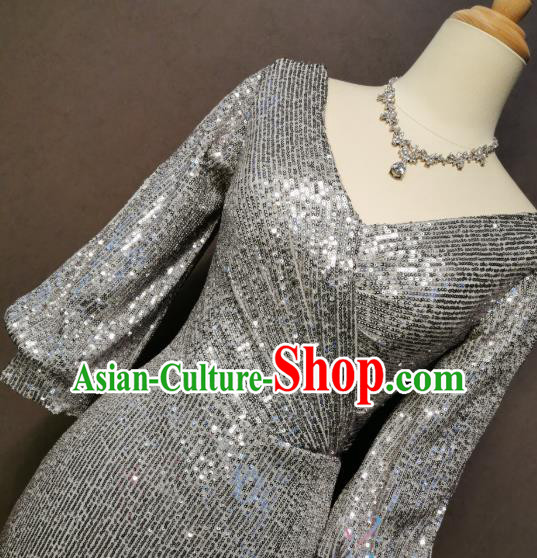 Annual Meeting Compere Argent Sequins Full Dress Chorus Costumes Evening Wear Singer Clothing Annual Meeting Compere Argent Sequins Full Dress Chorus Costumes Evening Wear Singer Clothing