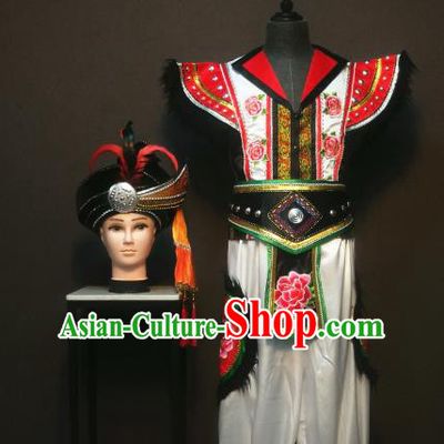 China Traditional Nu Nationality Men Costumes Ethnic Folk Dance Clothing Minority Bridegroom Shirt and Pants Outfits with Feather Hat