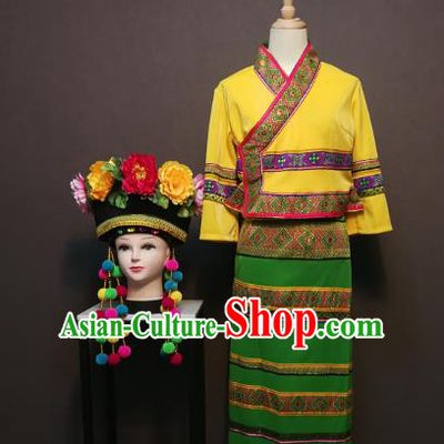 China Traditional Blang Nationality Yellow Blouse and Green Skirt Outfits Minority Festival Women Costumes Yunnan Ethnic Folk Dance Clothing with Hat