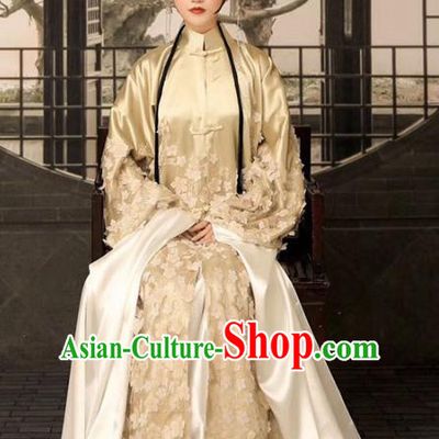 Chinese Beijing Opera Costumes Embroidered Dress Traditional Ancient Noble Lady Clothing and Headwear
