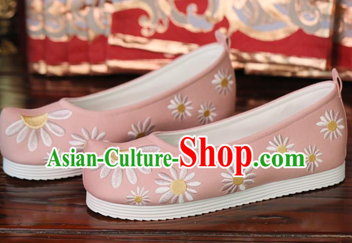 Handmade China Embroidered Daisy Shoes Princess Shoes Opera Shoes Pink Cloth Shoes Handmade China Embroidered Daisy Shoes Princess Shoes Opera Shoes Pink Cloth Shoes