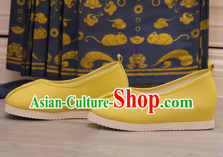 Handmade China Yellow Cloth Shoes Princess Shoes Hanfu Shoes Monk Shoes Women Shoes
