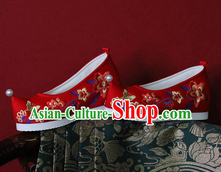 China Red Cloth Hanfu Shoes Embroidered Shoes Tang Dynasty Princess Shoes Handmade Wedding Shoes China Red Cloth Hanfu Shoes Embroidered Shoes Tang Dynasty Princess Shoes Handmade Wedding Shoes