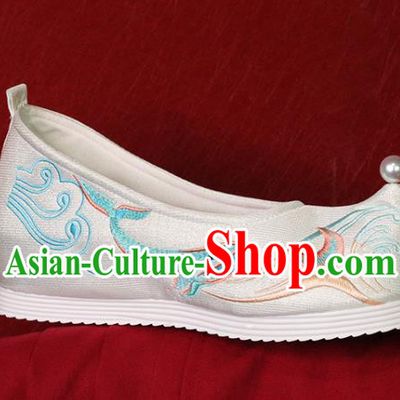 China Hanfu Shoes Embroidered Whale Shoes Princess Shoes Handmade Bow Shoes White Cloth Shoes