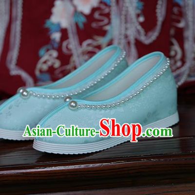 China Princess Shoes Handmade Shoes Light Blue Satin Shoes Women Shoes Hanfu Pearls Shoes