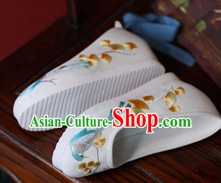 China Princess Shoes Handmade Cloth Shoes Embroidered Ginkgo Bird White Shoes Hanfu Shoes China Princess Shoes Handmade Cloth Shoes Embroidered Ginkgo Bird White Shoes Hanfu Shoes