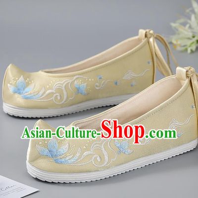 China Light Yellow Hanfu Shoes Handmade Cloth Shoes Ancient Princess Shoes Traditional Embroidered Shoes