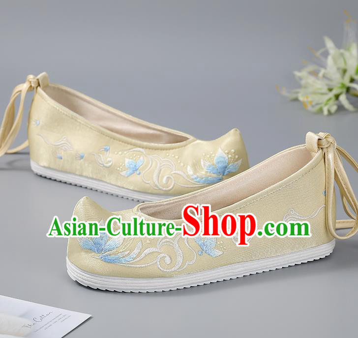 China Light Yellow Hanfu Shoes Handmade Cloth Shoes Ancient Princess Shoes Traditional Embroidered Shoes China Light Yellow Hanfu Shoes Handmade Cloth Shoes Ancient Princess Shoes Traditional Embroidered Shoes