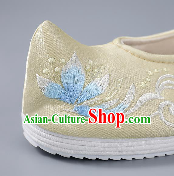 China Light Yellow Hanfu Shoes Handmade Cloth Shoes Ancient Princess Shoes Traditional Embroidered Shoes China Light Yellow Hanfu Shoes Handmade Cloth Shoes Ancient Princess Shoes Traditional Embroidered Shoes