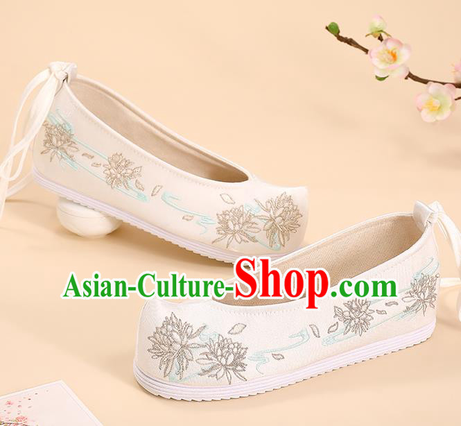 China Ming Dynasty Hanfu Shoes Traditional Cloth Shoes Handmade Princess Shoes Embroidered Shoes China Ming Dynasty Hanfu Shoes Traditional Cloth Shoes Handmade Princess Shoes Embroidered Shoes