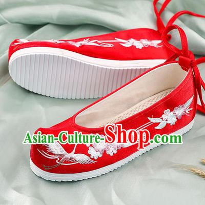 China Handmade Shoes National Shoes Cloth Shoes Traditional Embroidered Crane Plum Shoes Hanfu Red Bow Shoes