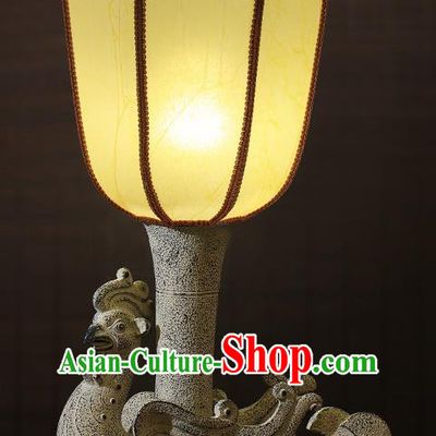 China Handmade Desk Lanterns Palace Lantern Traditional Home Decorations Stone Carving Vermilion Bird Table Lamp